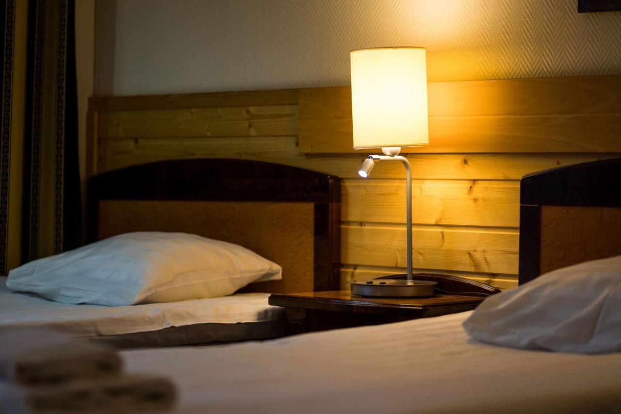 Budget Hotel ราเฮ ภายนอก รูปภาพ
