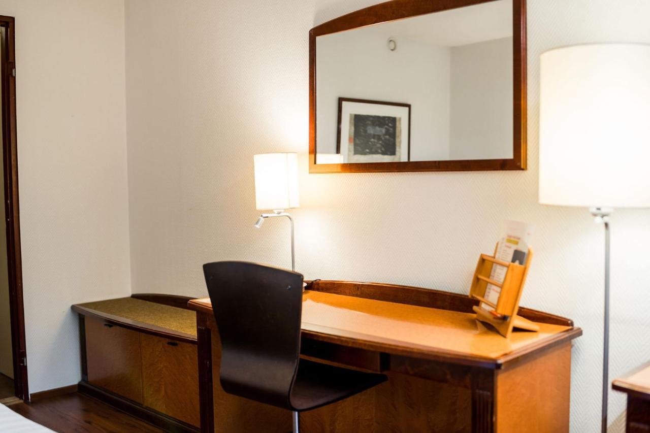 Budget Hotel ราเฮ ภายนอก รูปภาพ